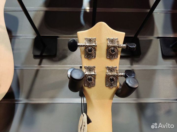 Flight TUS-25 BUS - Укулеле