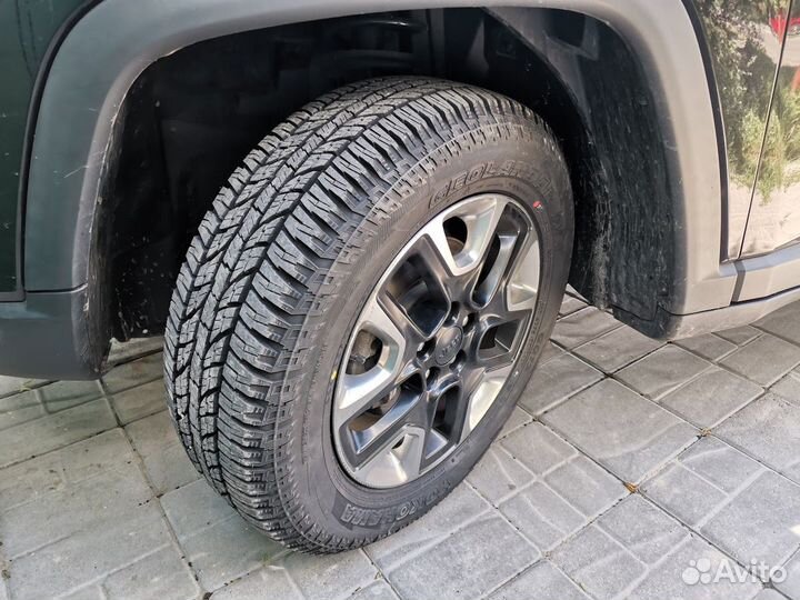 Yokohama Geolandar A/T G015 225/65 R17 102H
