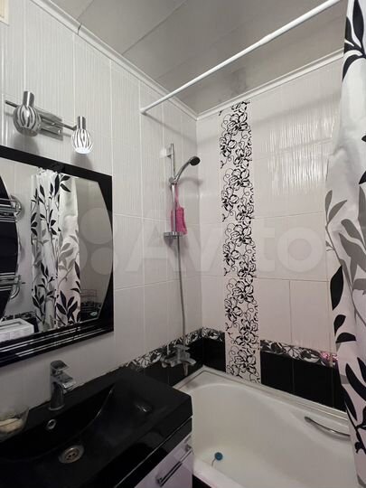 2-к. квартира, 48 м², 9/9 эт.