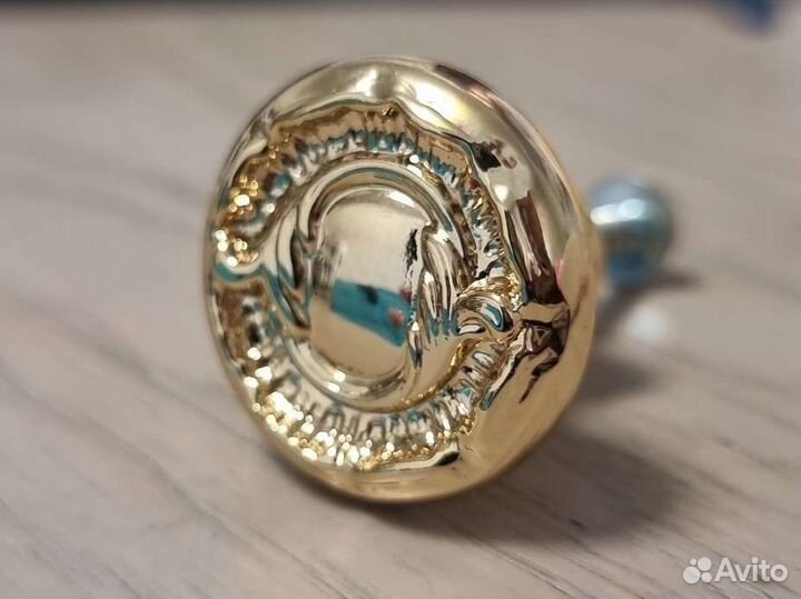 Мебельная ручка-кнопка D30мм золото Giusti Италия