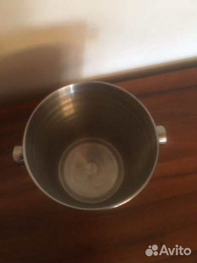 Ведерко для шампанского