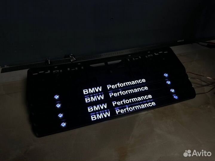 Номерная рамка c вашим логотипом и дизайном