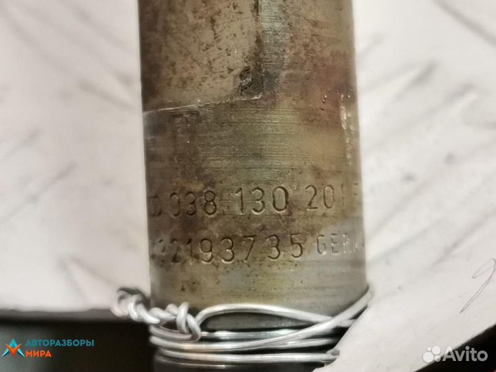 Форсунка Volkswagen Polo 3 2000 038130201F