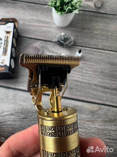 Триммер для бороды новый