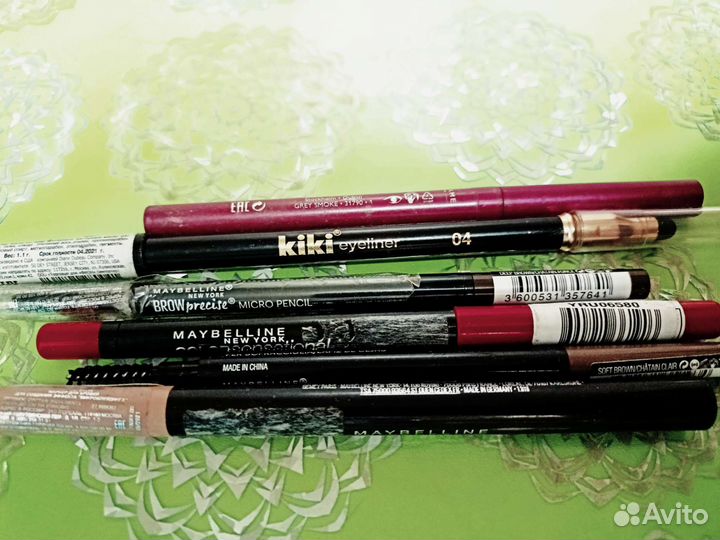 Карандаши для глаз, губ, бровей