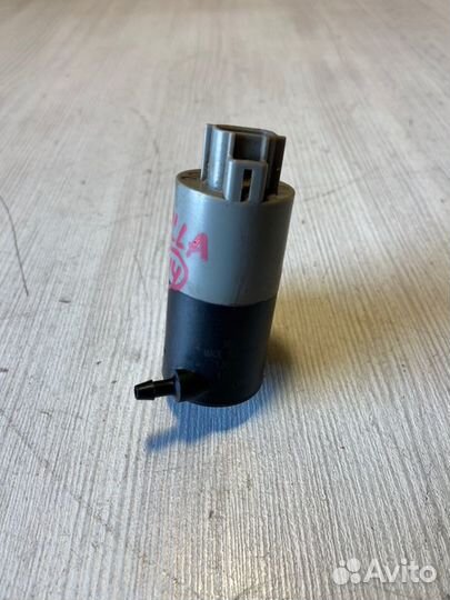 Насос омывателя Toyota Corolla 180 1zrfe 2013