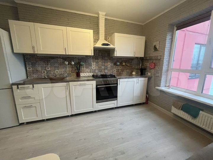 3-к. квартира, 79 м², 9/10 эт.