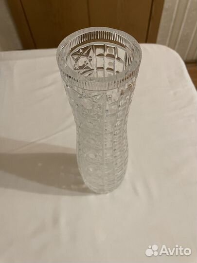 Ваза хрустальная
