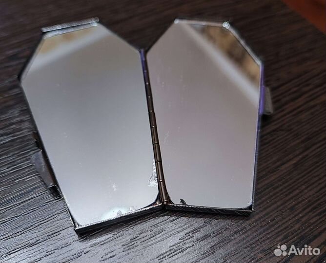 Зеркало карманное Kreepsville