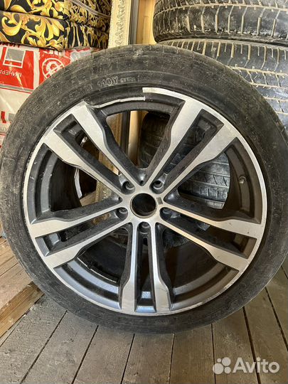 Колесо на bmw x6 m r20