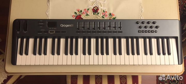 Миди-клавиатура M-Audio Oxygen 61