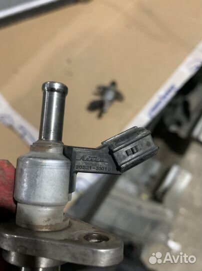 Датчик клапан давления топлива Lexus GS LS