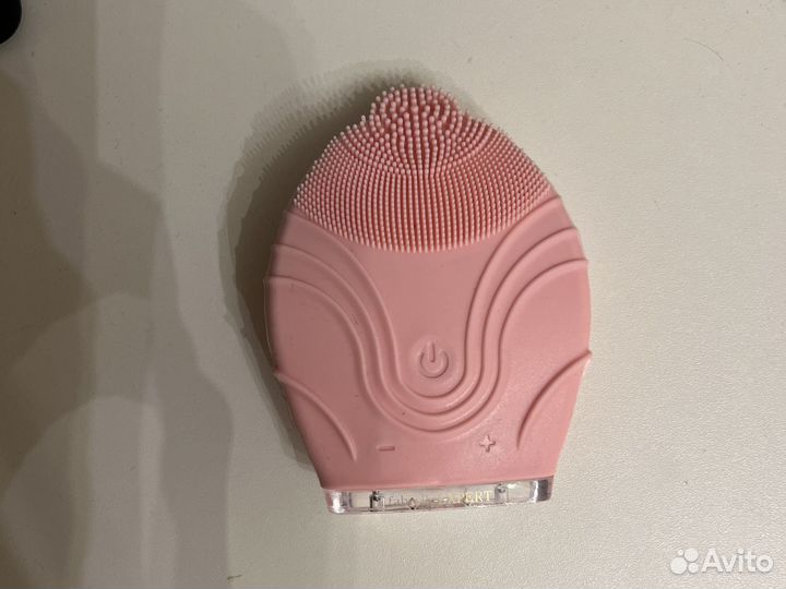 Щеточка для лица