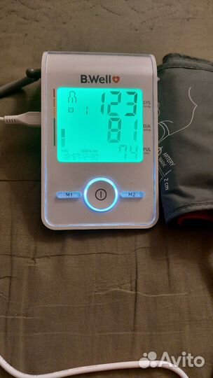 Продаю тонометр фирмы B.Well MED-55