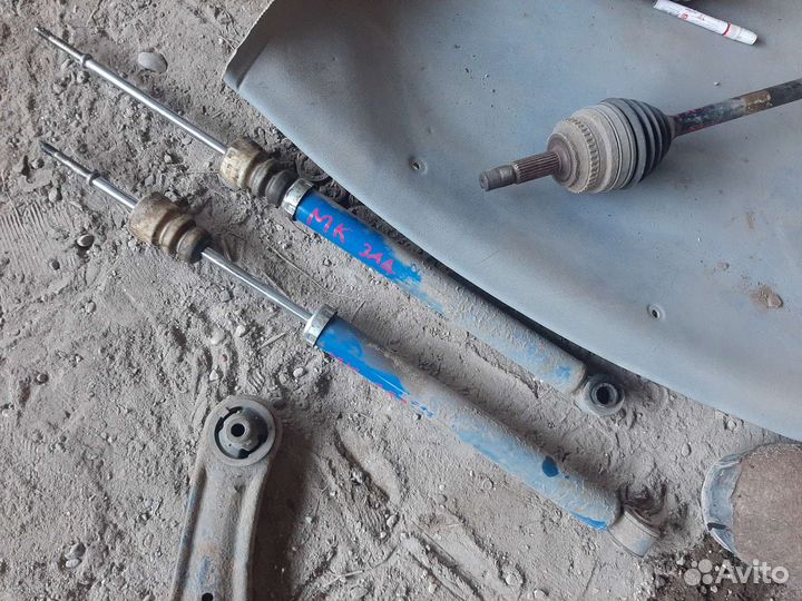 Джили мк GC6 стойка амортизатор