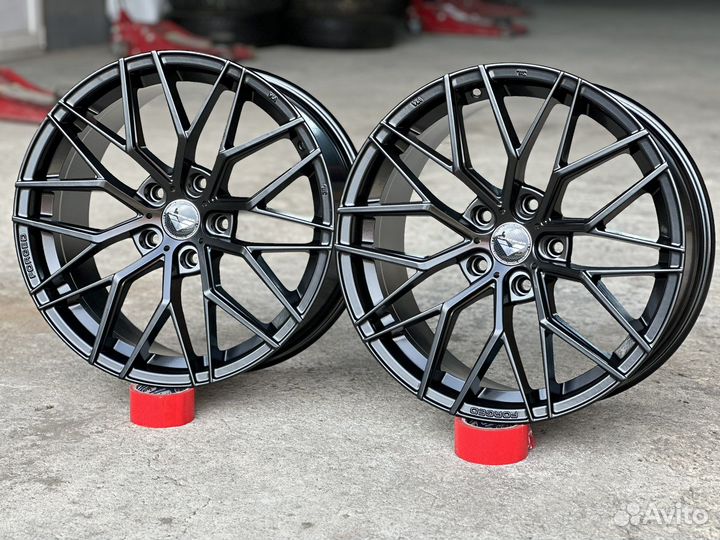 Диски Vorsteiner f107 black 8.5 5/120 R18