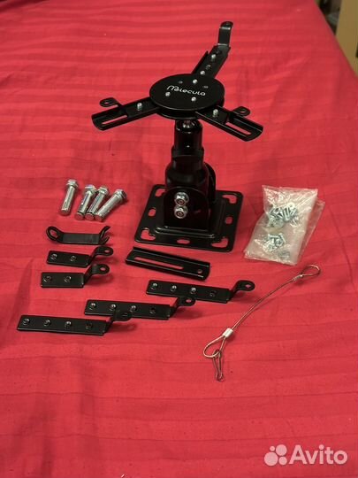 Потолочный кронштейн для проектора