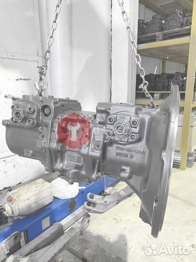 Гидравлический насос Komatsu PC400-8
