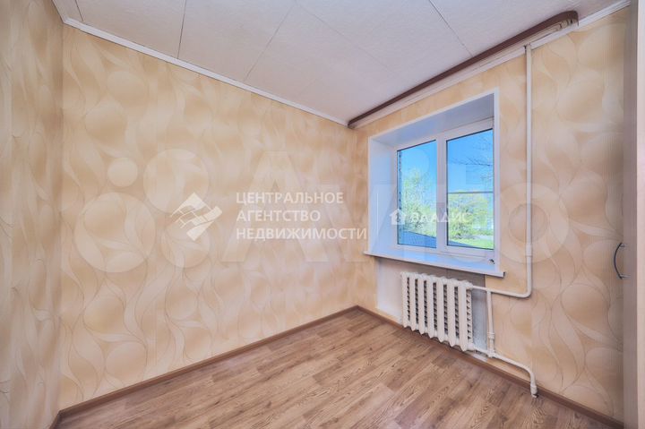 Комната 12,1 м² в 1-к., 2/5 эт.