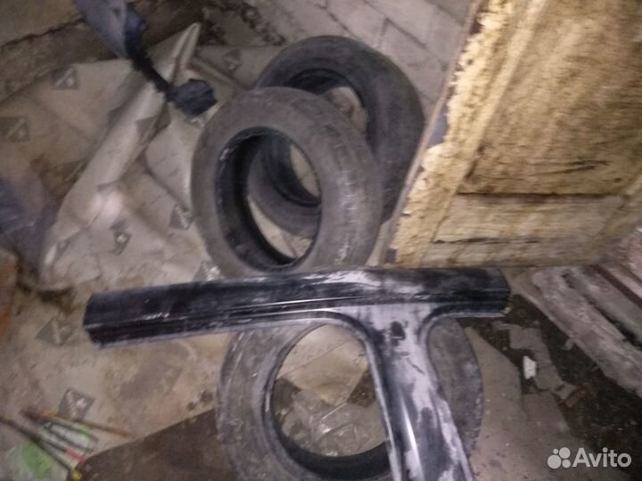 Правая,боковина,стойка Тигуан