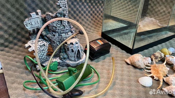 Аквариум с оборудованием