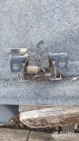 Замок капота renault logan 2