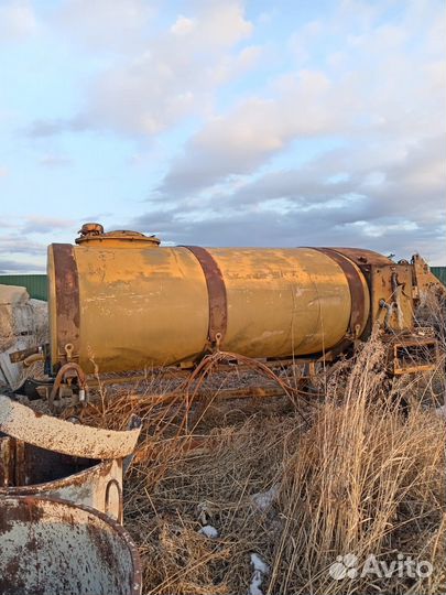 Бочка от бензовоза