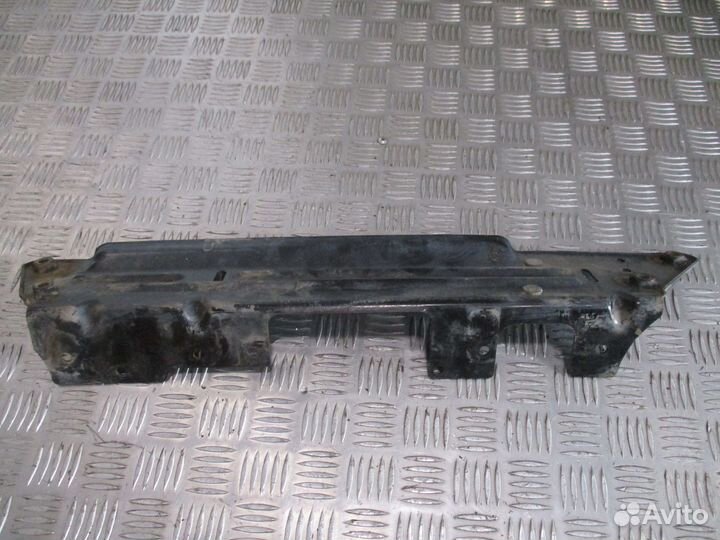 Кронштейн интеркулера верхний Scania 2053879