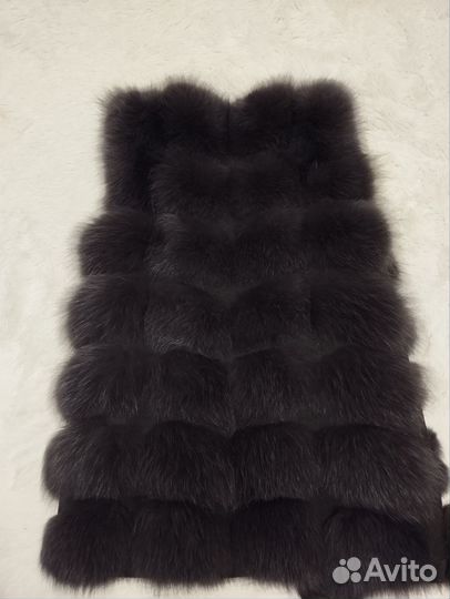 Меховая жилетка