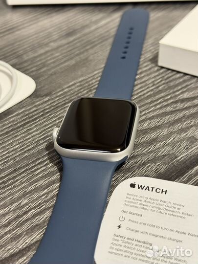 Apple Watch SE 2 44mm (3 месяца) акб 100