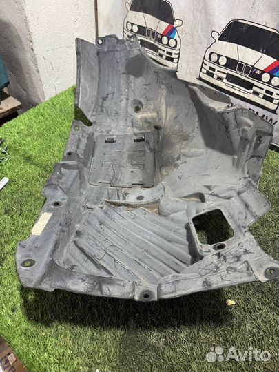 Подкрылок передний левый BMW 4 F32/F33 F36 2015