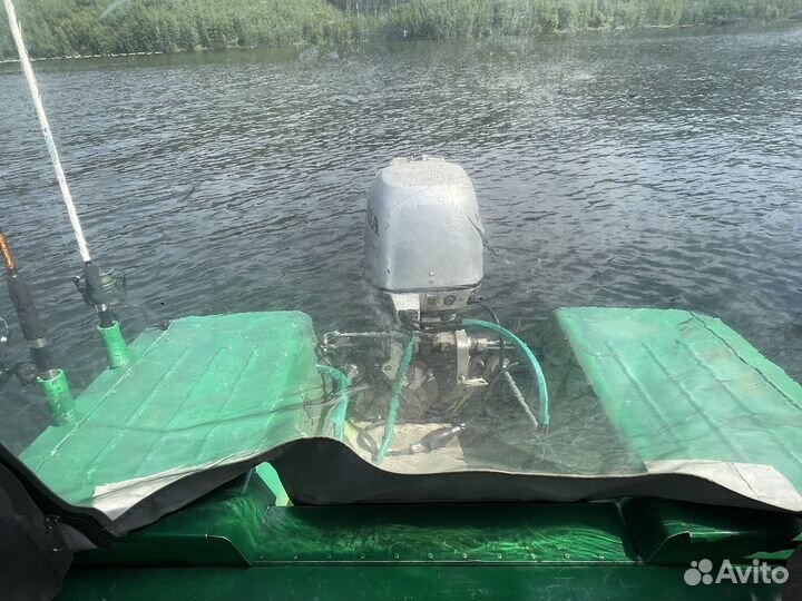 Продам лодку Обь 3 с двигателем хонда 25