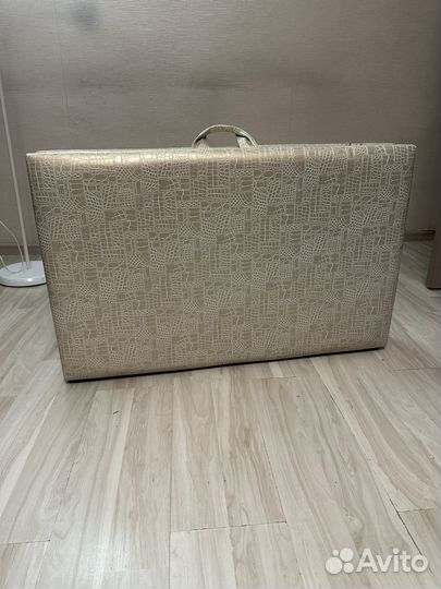 Стол массажный, косметический новый