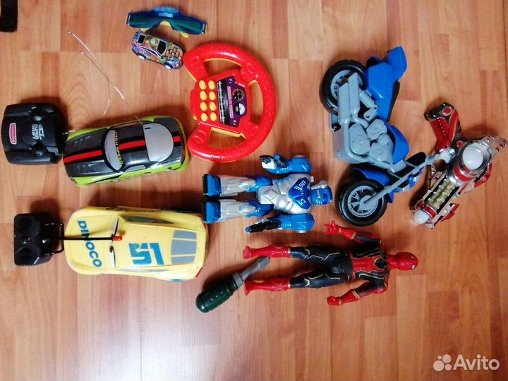Игрушки машинки пакетом