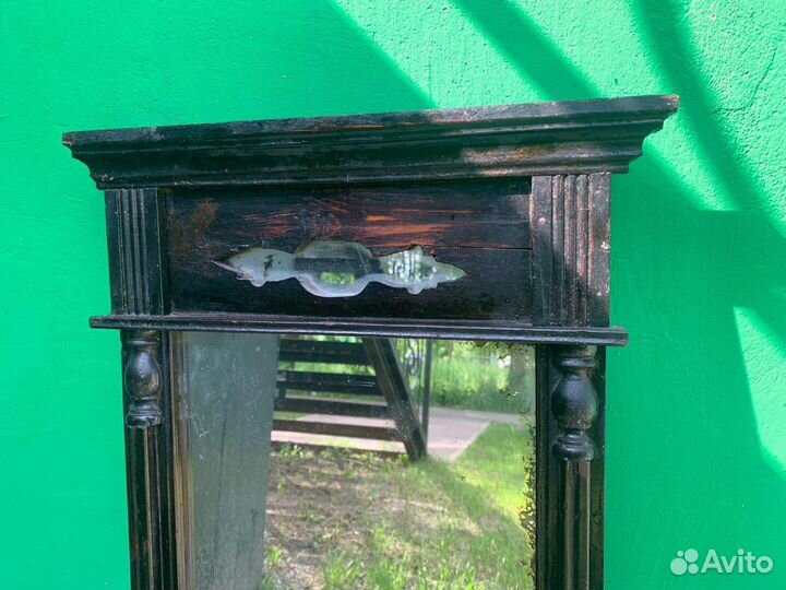 Зеркало старинное в раме