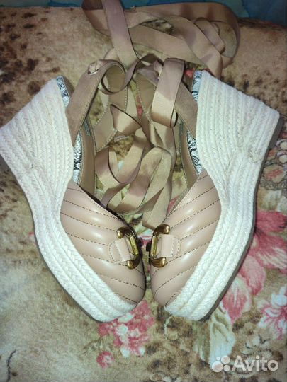 Босоножки женские 38 размер