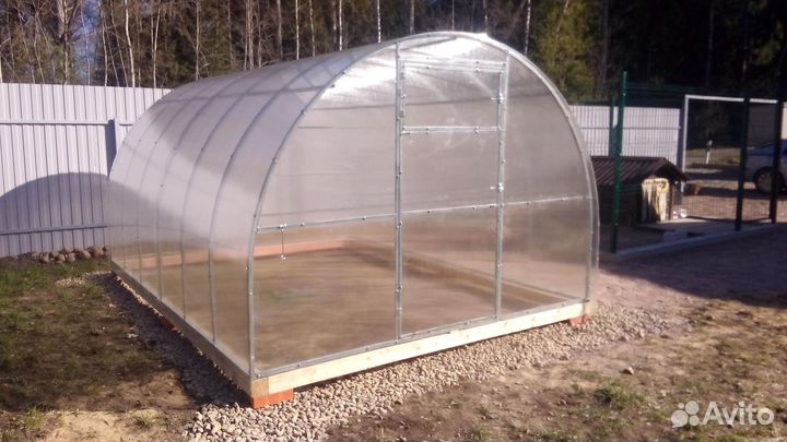 Теплица прочная