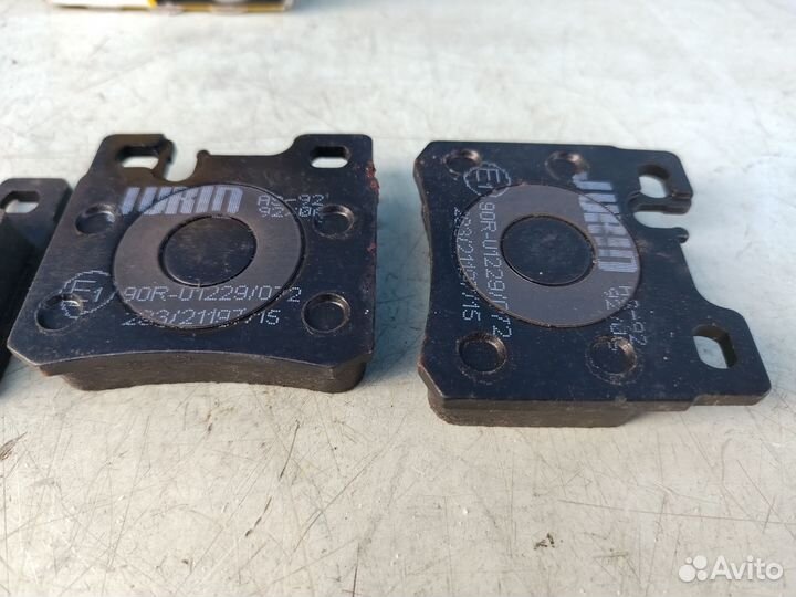 Колодки тормозные зад Mercedes W202/W210