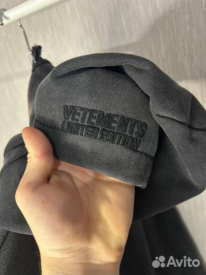 Зип худи vetements deconstructed