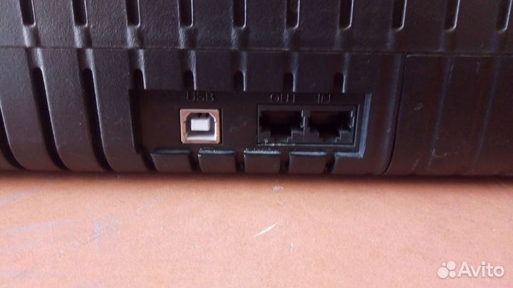 Источники бесперебойного питания PowerCom WOW-850