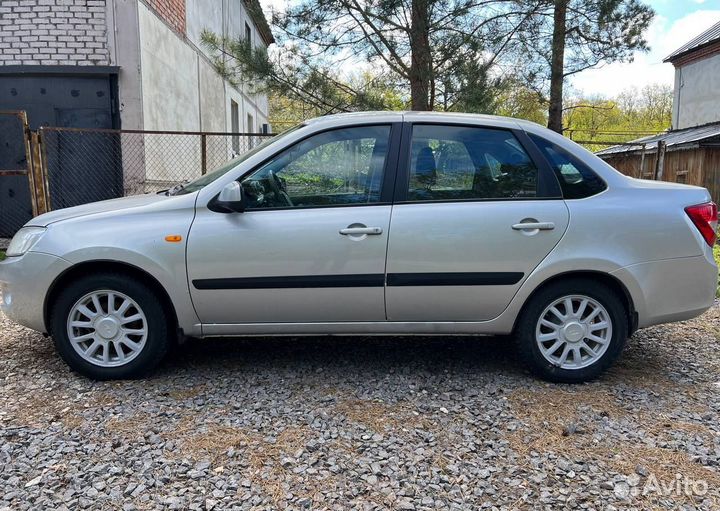 LADA Granta 1.6 AT, 2013, 177 348 км