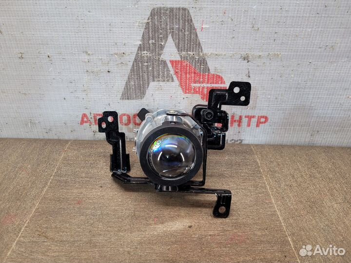 Туманка правая Hyundai Solaris 2 линзованная