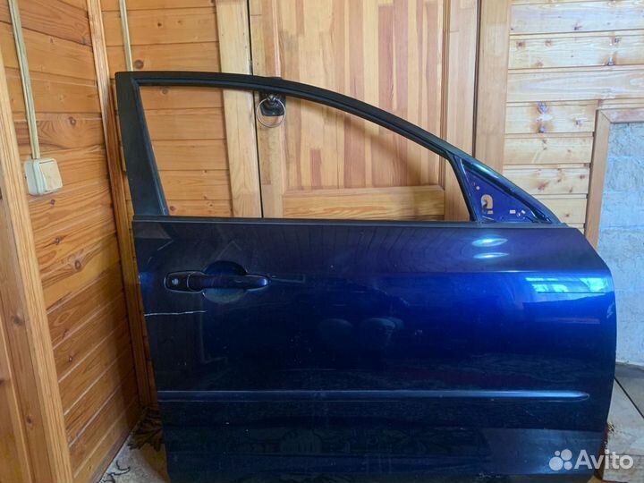 Дверь передняя правая mazda 3 bk хетчбэк