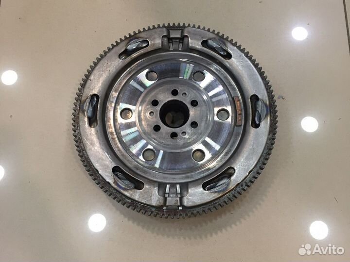 Маховик двухмассовый VW amarok