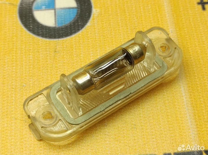 Плафон подсветки номера Mercedes-Benz S210