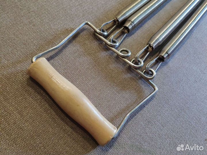 Эспандер пружинный СССР для фитнеса грудных мышц