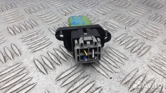 Сопротивление печки ford fiesta 5 (9BE07KL01)