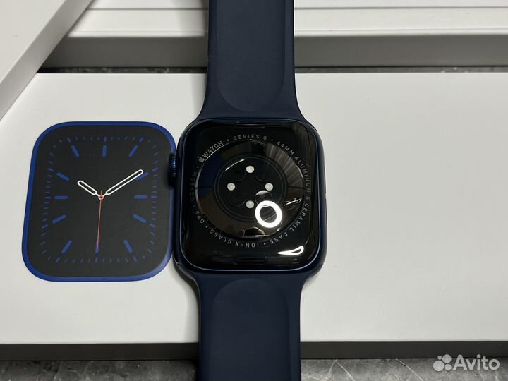 Часы Apple Watch 6 44 mm 85 акб