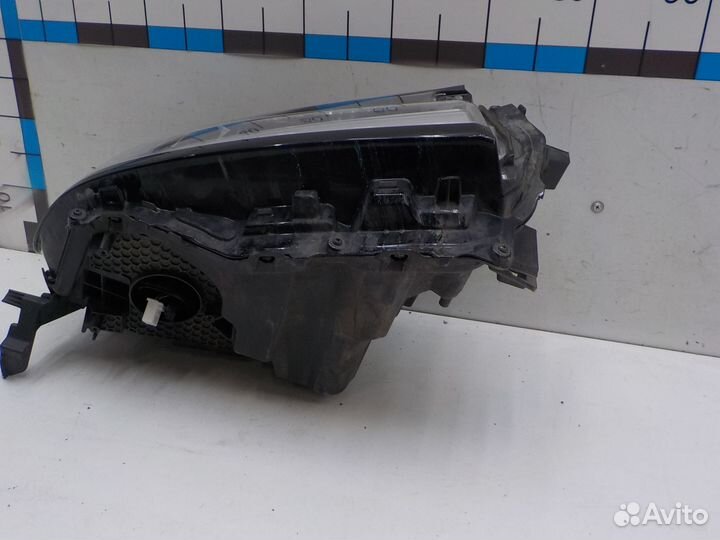 Фара правая Toyota Land Cruiser 300 2021