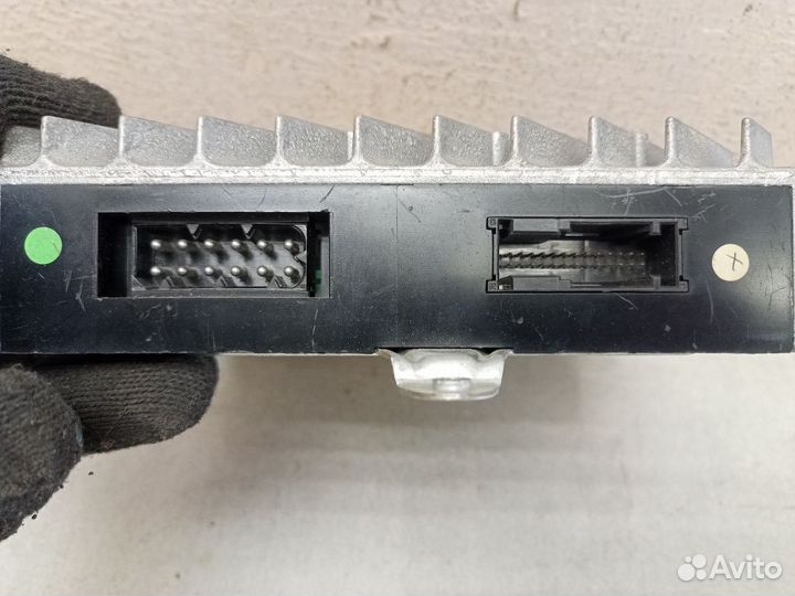 Усилитель магнитолы бмв